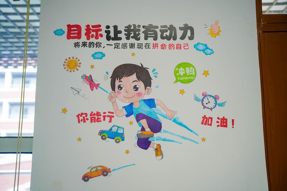 aa7b631a759d4cbc8cb387377c80ba2a.jpg